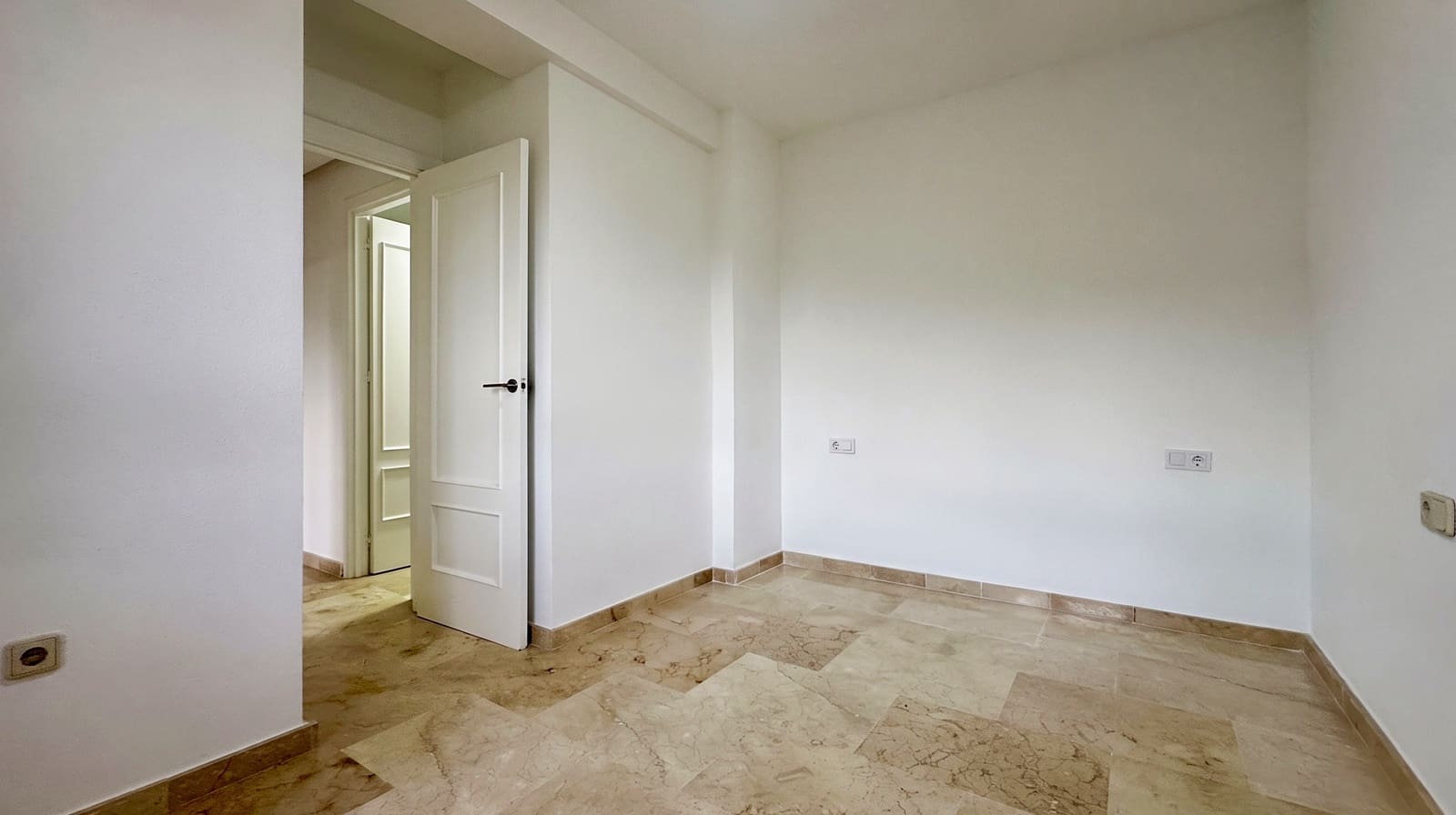 2 quarto Apartamento para venda em Orihuela Costa com piscina - 190 000 € (Ref: 10147420)