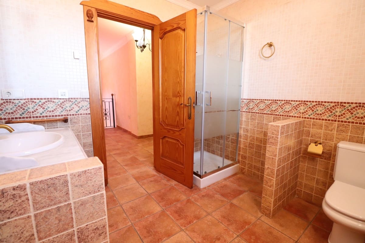 5 soverom Villa til salgs i Formentera del Segura med svømmebasseng garasje - € 600 000 (Ref: 10147502)