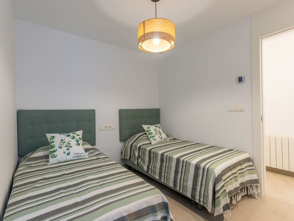 2 quarto Apartamento para venda em Torrevieja com garagem - 359 000 € (Ref: 10147505)