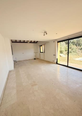 5 soverom Villa til salgs i Santa María, Marbella med svømmebasseng garasje - € 1 300 000 (Ref: 10147514)