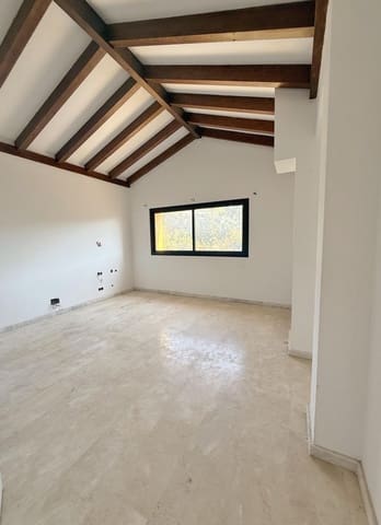 5 soverom Villa til salgs i Santa María, Marbella med svømmebasseng garasje - € 1 300 000 (Ref: 10147514)