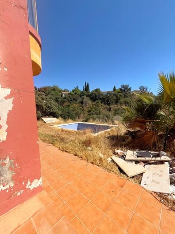 5 soverom Villa til salgs i Santa María, Marbella med svømmebasseng garasje - € 1 300 000 (Ref: 10147514)
