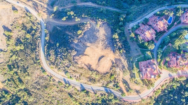 3 Zimmer Finca/Landgut zu verkaufen in Marbella mit Pool Garage - 5.000.000 € (Ref: 10147532)