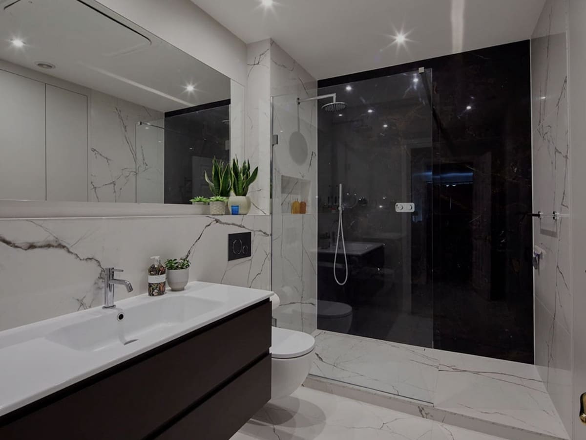 5 bedroom Villa for sale in Benahavis with pool garage - € 3,695,000 (Ref: 10147540)