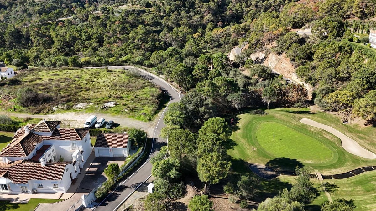 4 soverom Villa til salgs i Benahavis med svømmebasseng garasje - € 7 300 000 (Ref: 10147547)