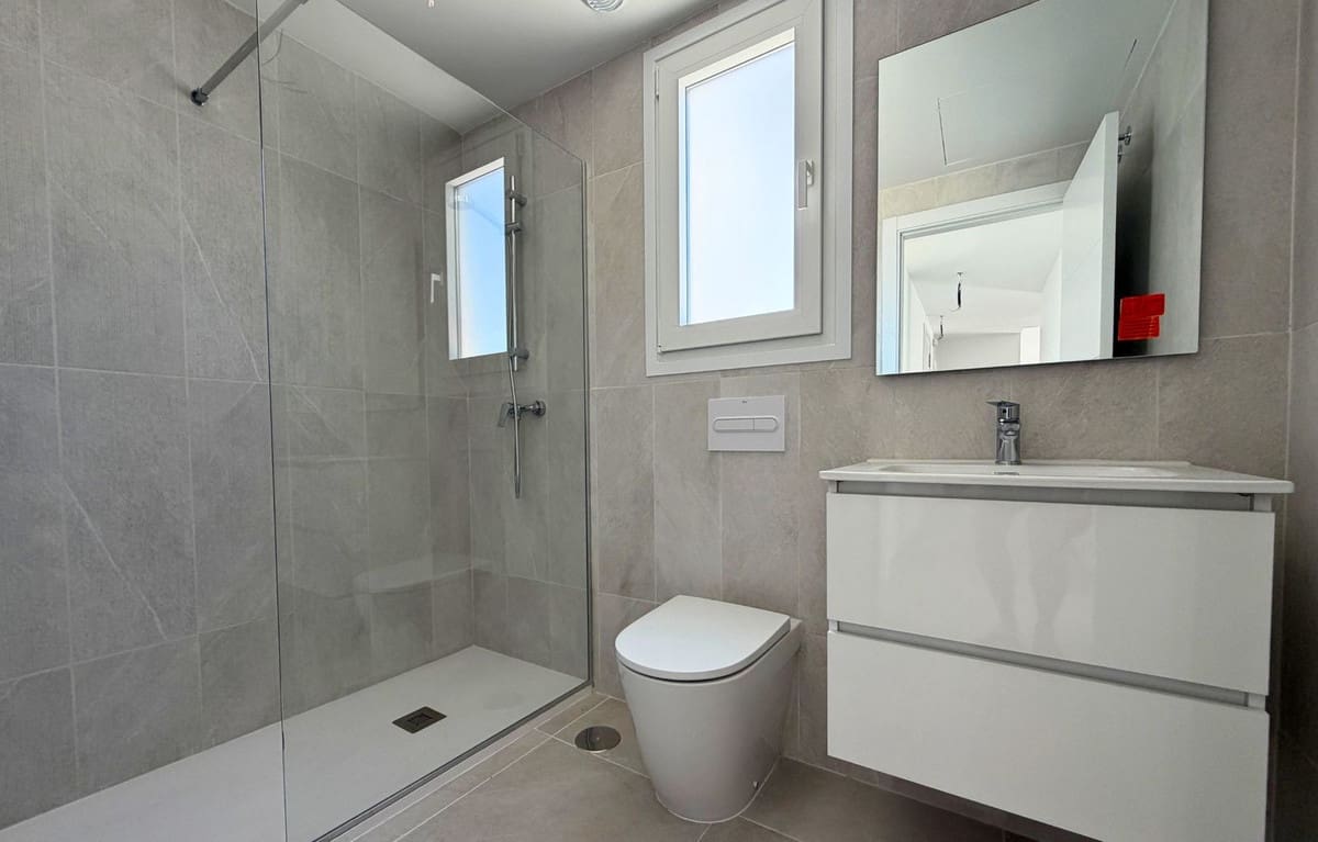 2 sypialnia Apartament na sprzedaż w La Cala de Mijas z basenem garażem - 575 000 € (Ref: 10147555)