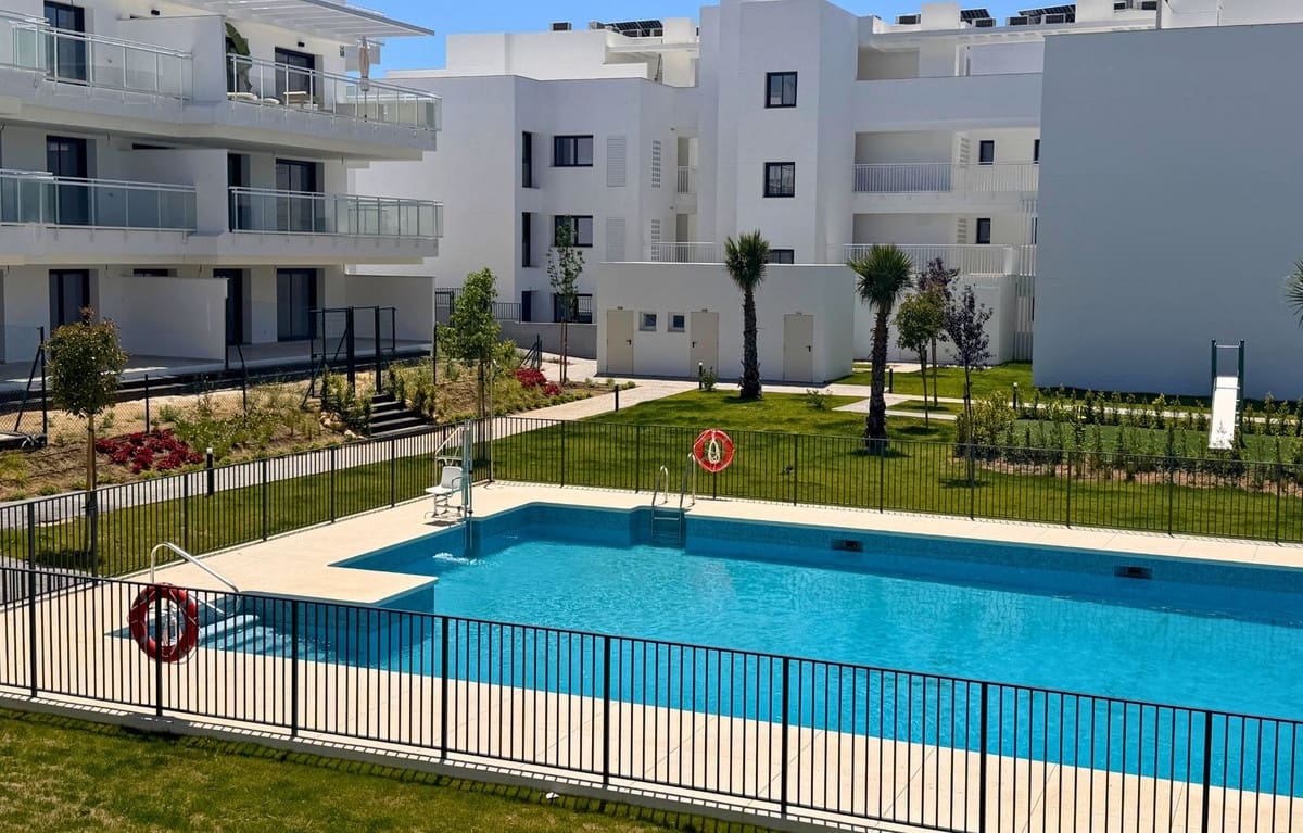 2 sypialnia Apartament na sprzedaż w La Cala de Mijas z basenem garażem - 575 000 € (Ref: 10147555)