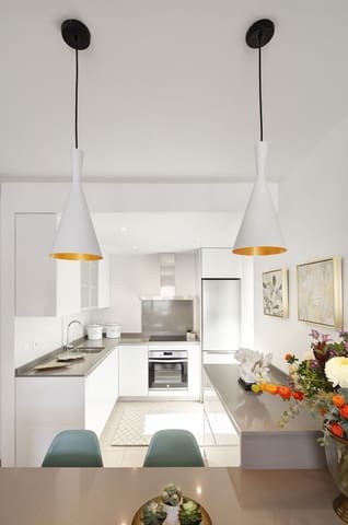 3 soverom Leilighet til salgs i San Pedro de Alcántara Pueblo, Marbella med svømmebasseng garasje - € 460 000 (Ref: 10147793)