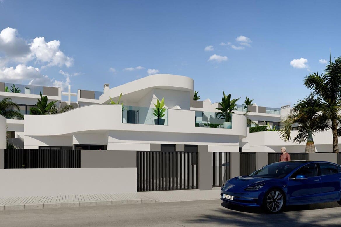 3 bedroom Villa for sale in Los Balcones with pool garage - € 499,000 (Ref: 10149125)