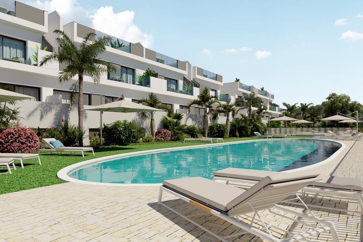 3 bedroom Villa for sale in Los Balcones with pool garage - € 499,000 (Ref: 10149125)