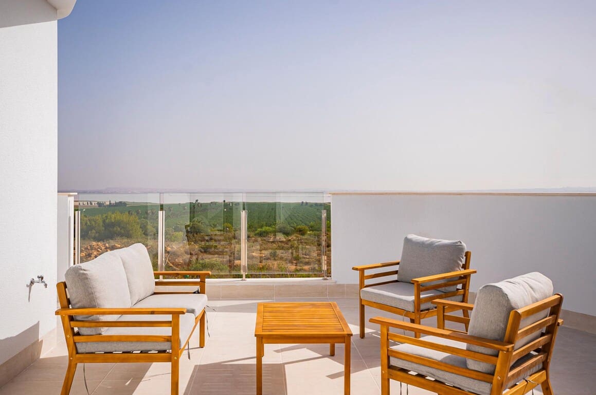3 bedroom Villa for sale in Los Balcones with pool garage - € 499,000 (Ref: 10149125)