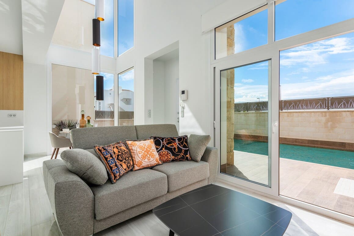 Chalet de 5 habitaciones en Los Montesinos en venta con piscina garaje - 780.000 € (Ref: 10149197)