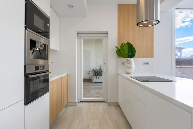 Chalet de 5 habitaciones en Los Montesinos en venta con piscina garaje - 780.000 € (Ref: 10149197)