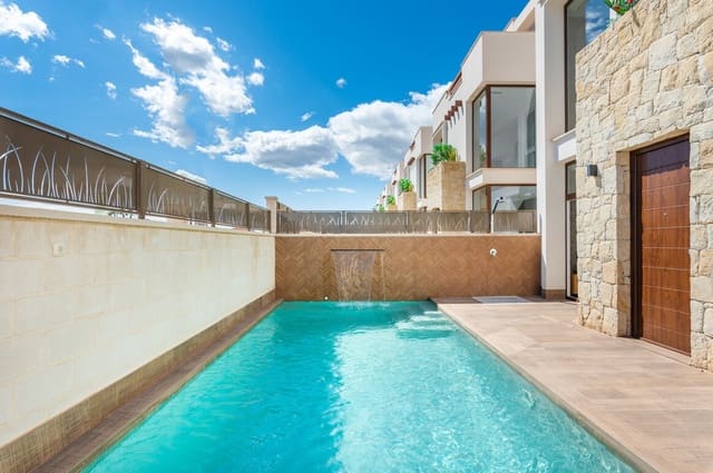 Chalet de 5 habitaciones en Los Montesinos en venta con piscina garaje - 780.000 € (Ref: 10149197)
