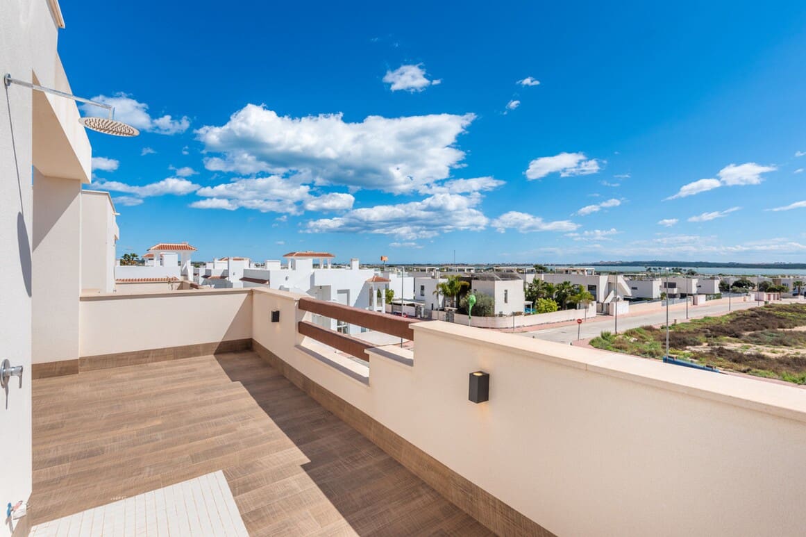 Chalet de 5 habitaciones en Los Montesinos en venta con piscina garaje - 780.000 € (Ref: 10149197)