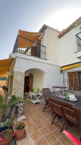 4 sovrum Villa till salu i Punta Prima, Orihuela med pool garage - 735 000 € (Ref: 10149253)