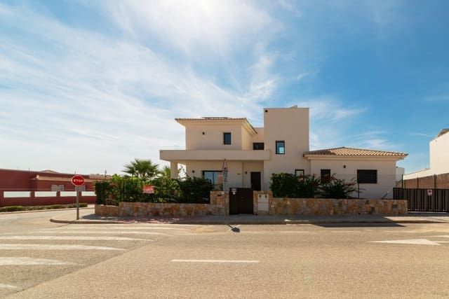 4 soveværelse Villa til salg i Los Montesinos med swimmingpool garage - € 1.250.000 (Ref: 10149258)