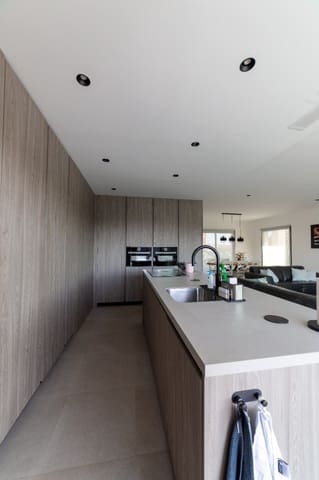 4 soveværelse Villa til salg i Los Montesinos med swimmingpool garage - € 1.250.000 (Ref: 10149258)