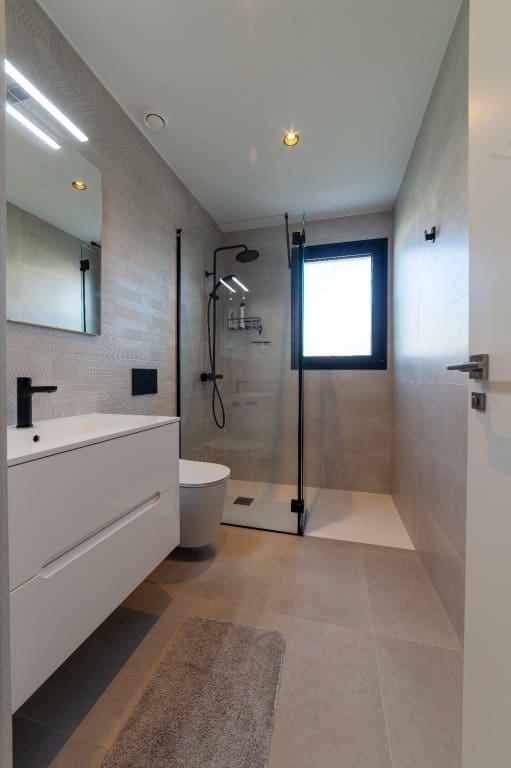 4 soveværelse Villa til salg i Los Montesinos med swimmingpool garage - € 1.250.000 (Ref: 10149258)