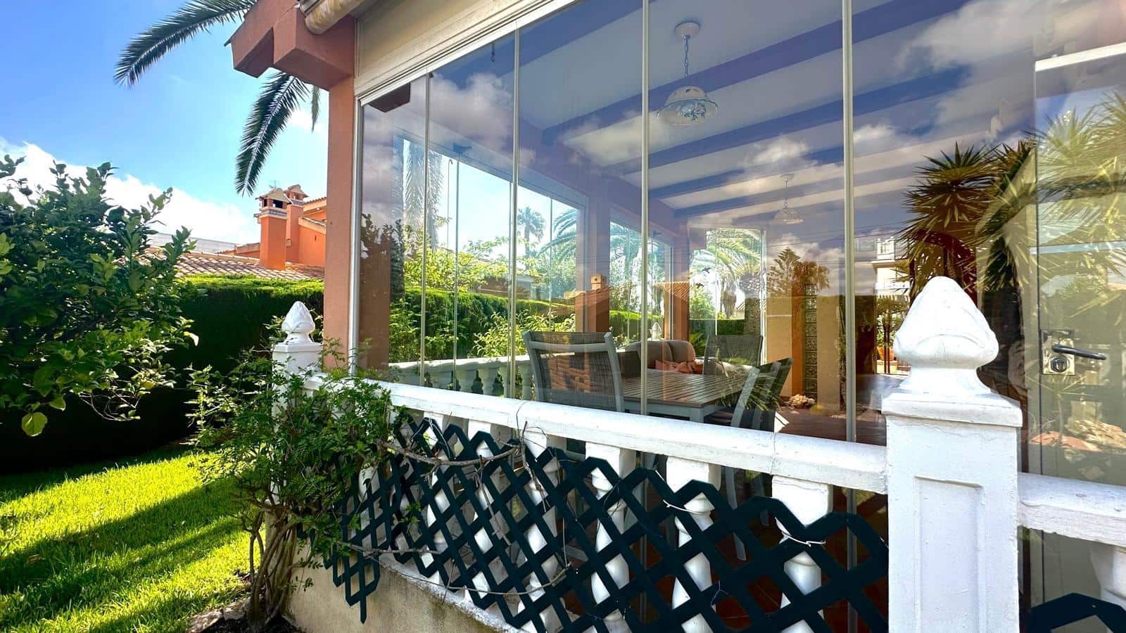 3 sovrum Villa till salu i Cabo Roig med pool garage - 850 000 € (Ref: 10149272)