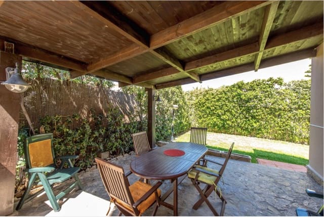 6 soverom Villa til salgs i El Chaparral - La Siesta - La Torreta, Torrevieja med svømmebasseng garasje - € 1 000 000 (Ref: 10149276)