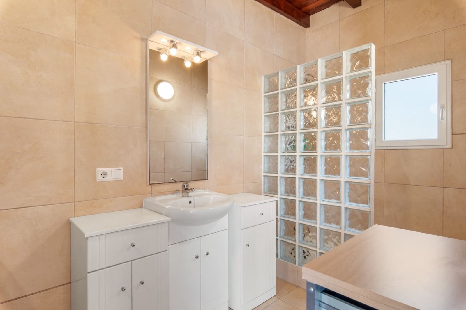 4 Zimmer Villa zu verkaufen in Catral mit Pool Garage - 549.000 € (Ref: 10149302)