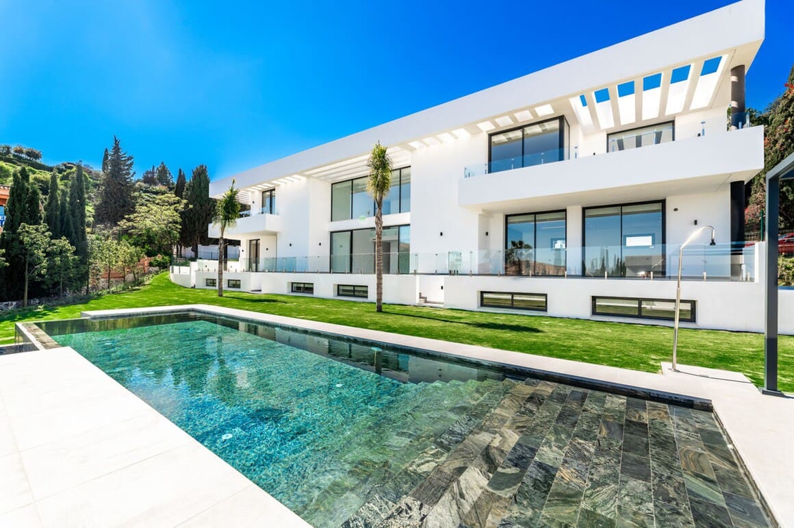 6 soverom Villa til salgs i Benahavis med svømmebasseng garasje - € 4 000 000 (Ref: 10149432)