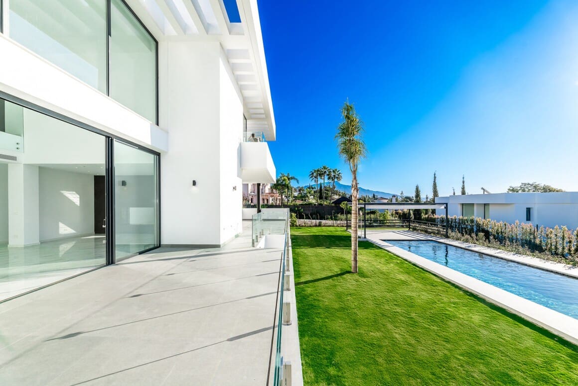 6 soverom Villa til salgs i Benahavis med svømmebasseng garasje - € 4 000 000 (Ref: 10149432)