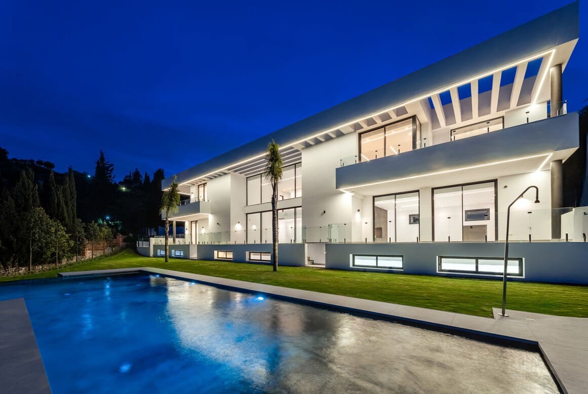 6 soverom Villa til salgs i Benahavis med svømmebasseng garasje - € 4 000 000 (Ref: 10149432)