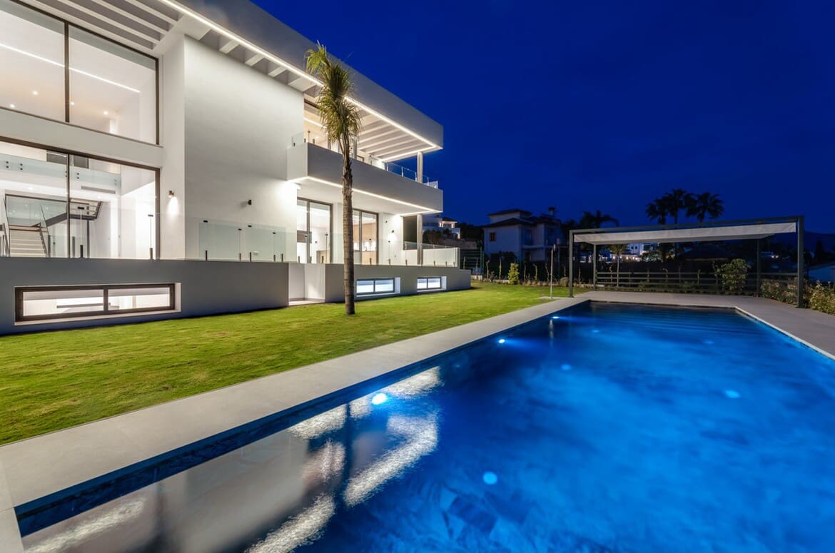 6 soverom Villa til salgs i Benahavis med svømmebasseng garasje - € 4 000 000 (Ref: 10149432)