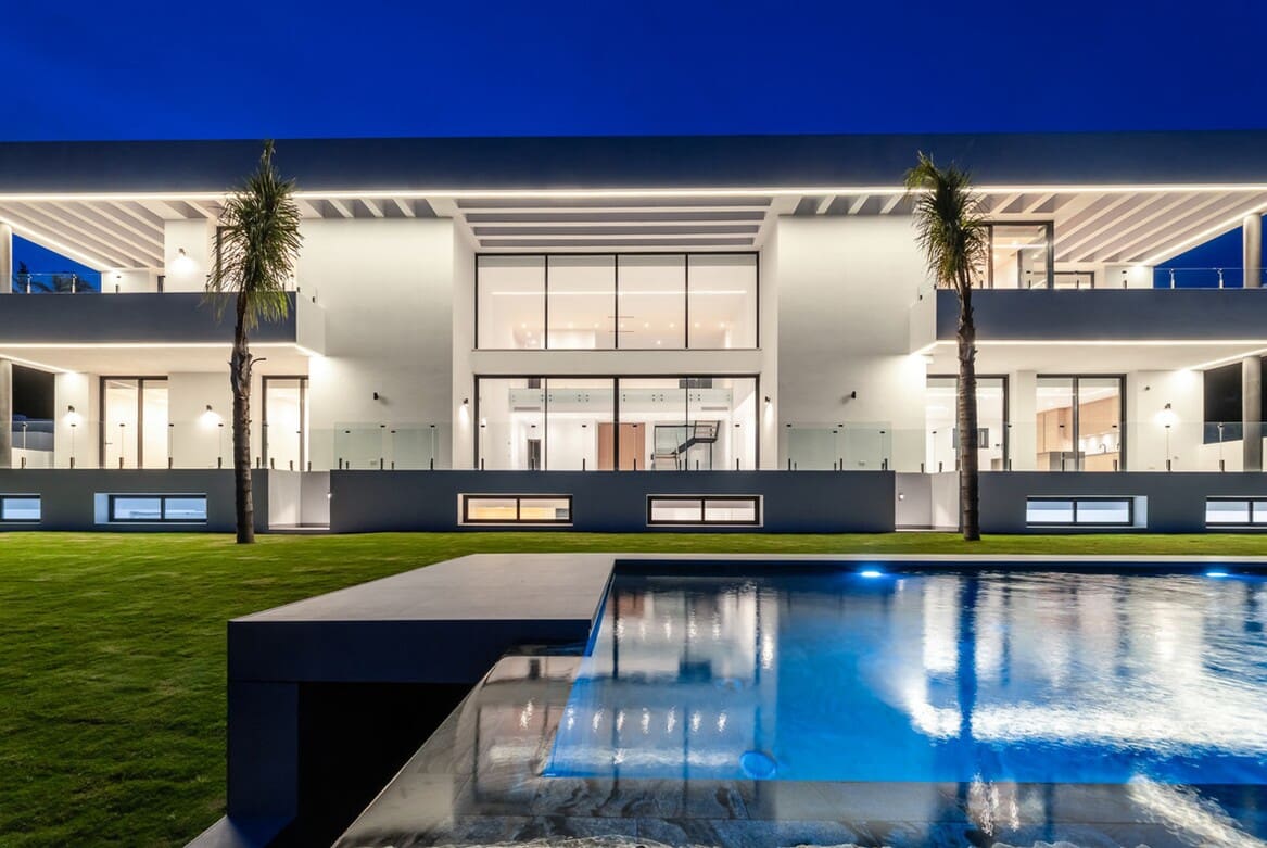 6 soverom Villa til salgs i Benahavis med svømmebasseng garasje - € 4 000 000 (Ref: 10149432)