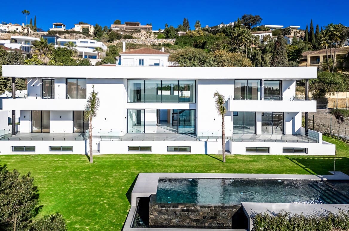 6 soverom Villa til salgs i Benahavis med svømmebasseng garasje - € 4 000 000 (Ref: 10149432)