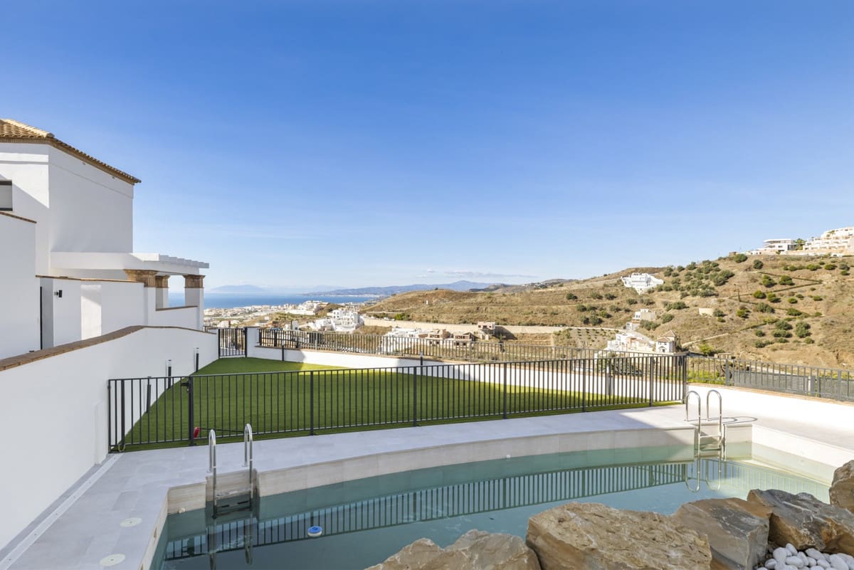 2 Zimmer Haus zu verkaufen in Torrox-Costa mit Pool Garage - 379.000 € (Ref: 10149567)
