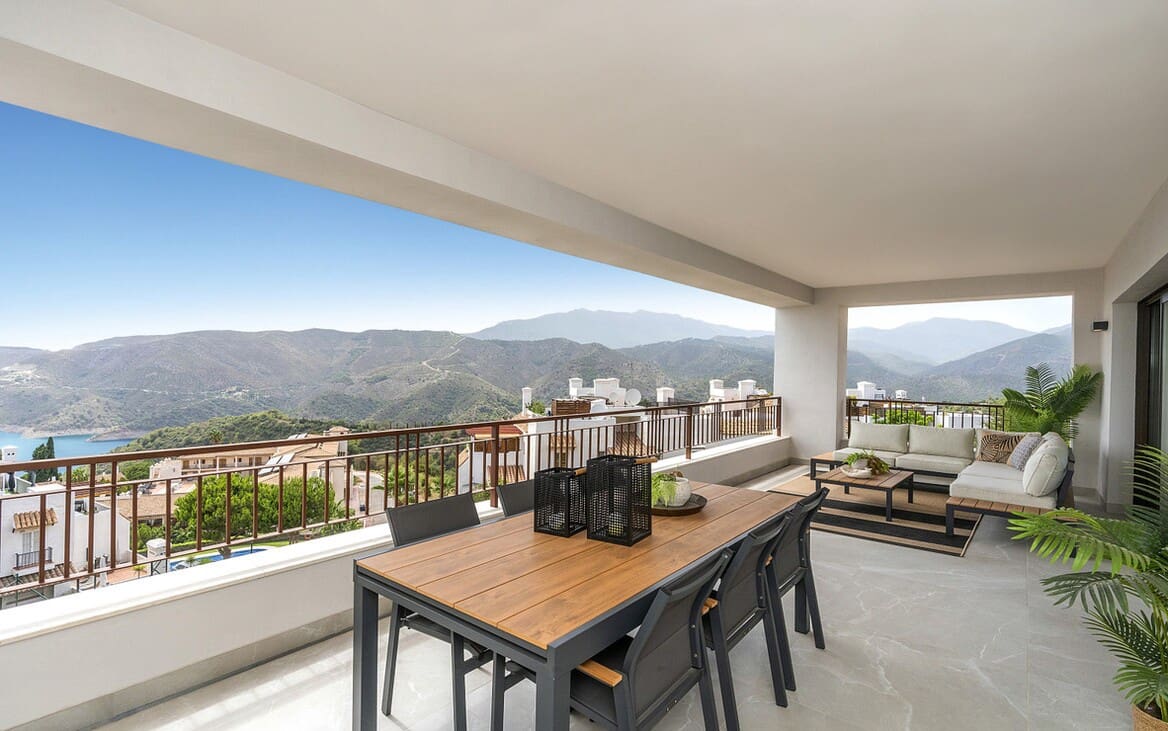 3 bedroom Apartment for sale in Istan with pool garage - € 555,000 (Ref: 10149569)