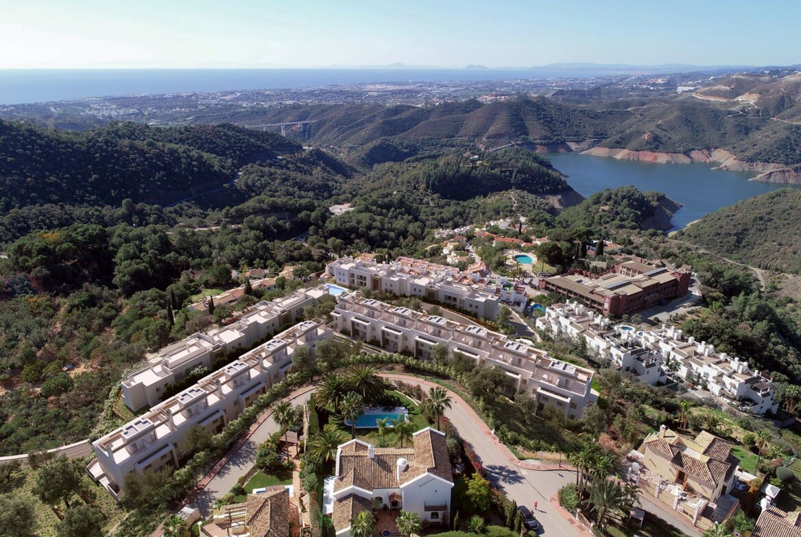 3 bedroom Apartment for sale in Istan with pool garage - € 555,000 (Ref: 10149569)