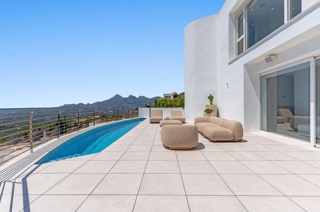 4 bedroom Villa for sale in Alhama Springs, Altea with pool garage - € 2,146,000 (Ref: 10149600)