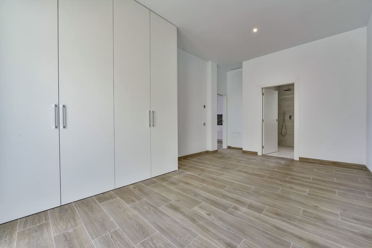 Chalet de 7 habitaciones en Finestrat en venta con piscina garaje - 1.900.000 € (Ref: 10149624)