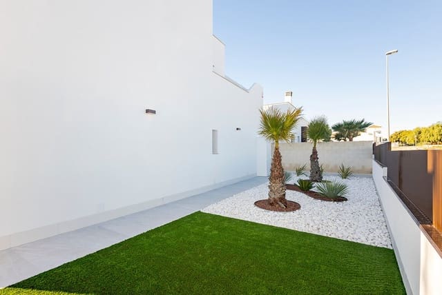 3 slaapkamer Villa te koop in Desamparados - Hurchillo - Torremendo, Orihuela met zwembad garage - € 359.000 (Ref: 10149741)