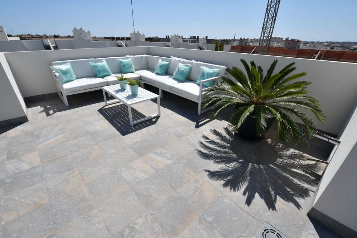 2 bedroom Villa for sale in San Miguel de Salinas with pool garage - € 251,900 (Ref: 10149815)