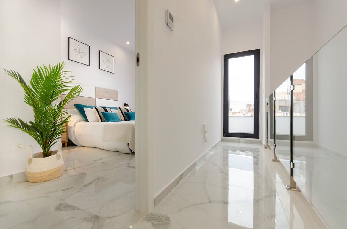 3 camera da letto Villa in vendita in Torrevieja con piscina garage - 424.000 € (Rif: 10149875)
