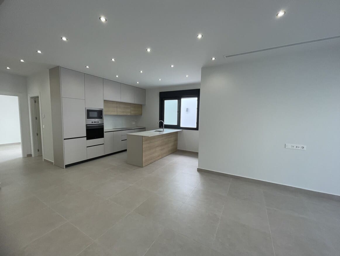 3 bedroom Villa for sale in Almoradi with pool garage - € 359,900 (Ref: 10149878)