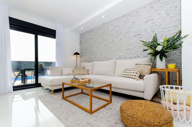 3 sypialnia Willa na sprzedaż w Desamparados - Hurchillo - Torremendo, Orihuela z basenem garażem - 395 000 € (Ref: 10149879)