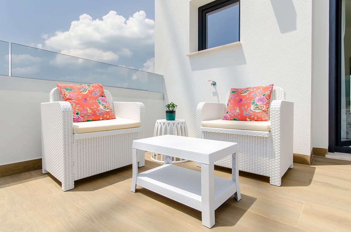 Chalet de 3 habitaciones en Orihuela en venta con piscina garaje - 405.000 € (Ref: 10149887)