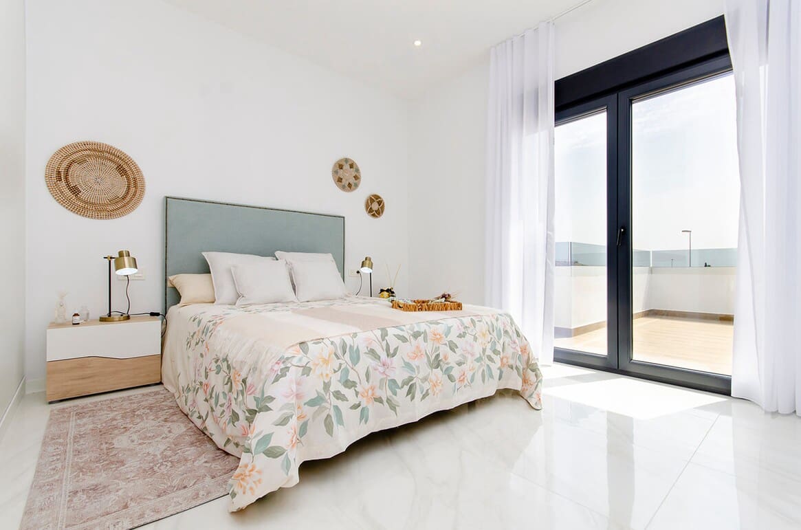 3 soverom Villa til salgs i Orihuela med svømmebasseng garasje - € 445 000 (Ref: 10149888)