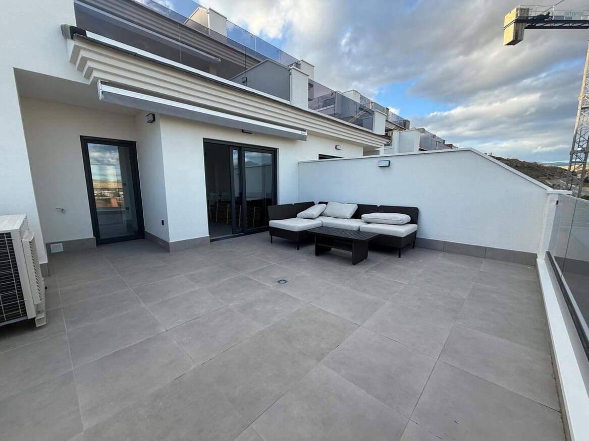 2 soveværelse Lejlighed til salg i Alicante by med swimmingpool garage - € 234.000 (Ref: 10149898)