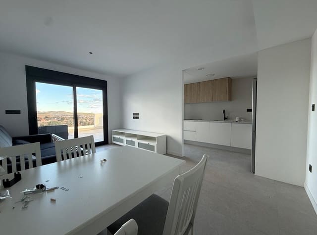 2 soverom Leilighet til salgs i Alicante by med svømmebasseng garasje - € 234 000 (Ref: 10149898)