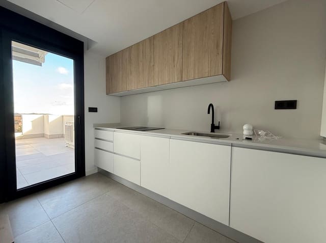 2 soveværelse Lejlighed til salg i Alicante by med swimmingpool garage - € 264.000 (Ref: 10149899)