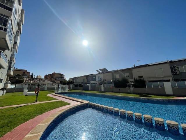 3 camera da letto Appartamento in vendita in Aguas Nuevas, Torrevieja con piscina garage - 330.000 € (Rif: 10149932)