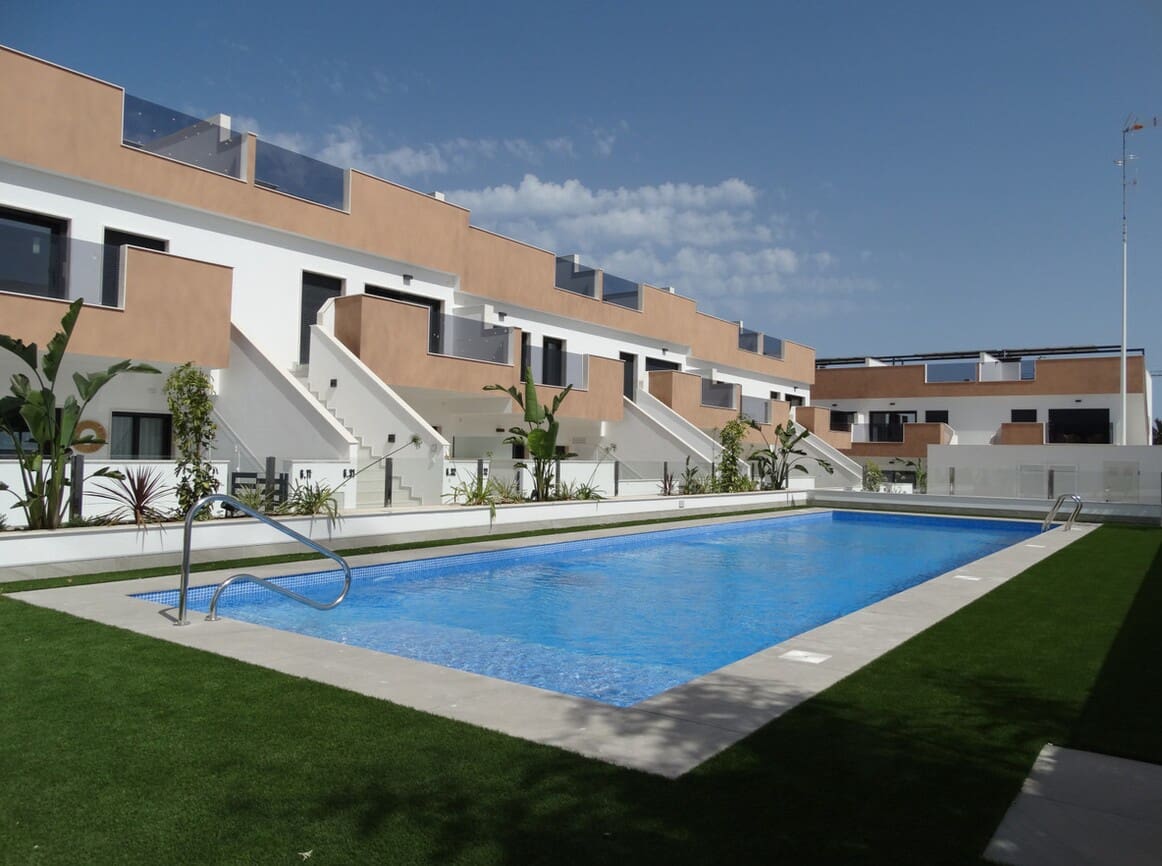 3 chambre Appartement à vendre à Pilar de la Horadada avec piscine garage - 295 000 € (Ref: 10149936)
