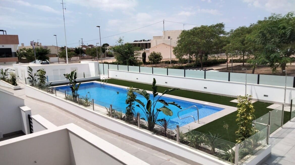 3 chambre Appartement à vendre à Pilar de la Horadada avec piscine garage - 295 000 € (Ref: 10149936)
